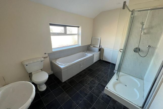 Room 2, 77, Ladysmith Road, Grimsby photo 2