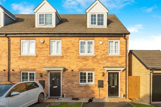 Thumbnail Town house for sale in Principal Avenue, Barnsley