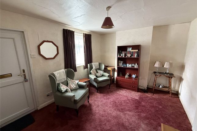 73, Caldecote Street, Buckinghamshire photo 2