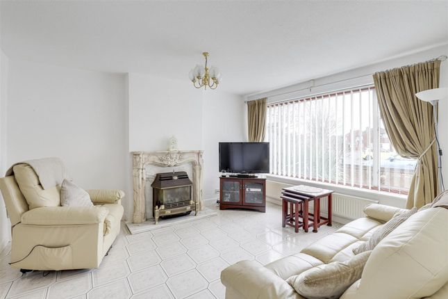 51, Milford Drive, Nottingham photo 2