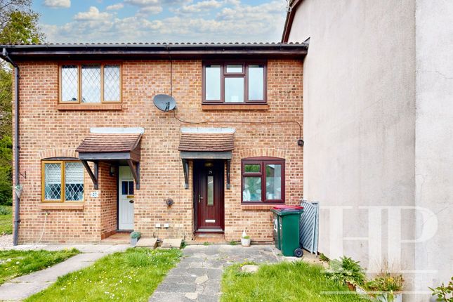 Thumbnail Terraced house to rent in Ferndown, Crawley