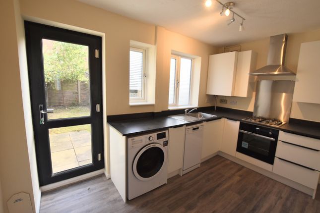 4, Launde, Milton Keynes photo 2