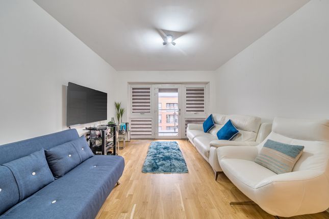 1374649-10-6904De...