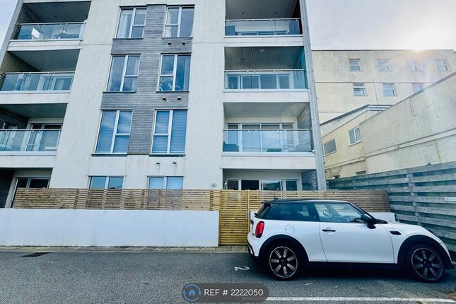 Flat to rent in Newquay, Newquay