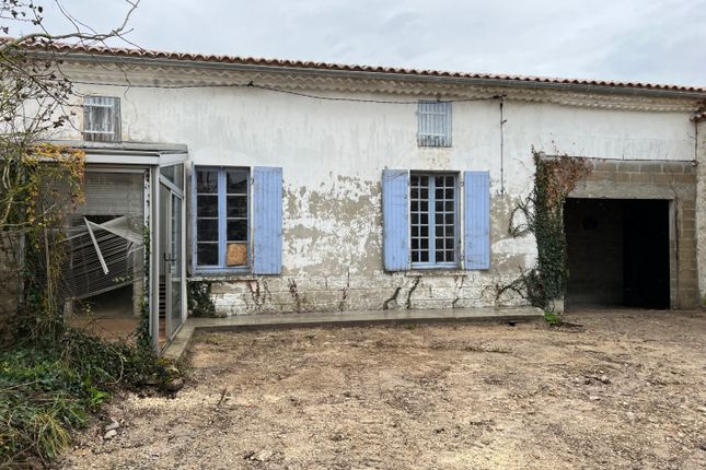 Thumbnail Property for sale in Blanzac-Les-Matha, Poitou-Charentes, 17160, France