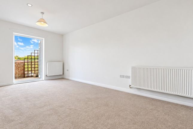 Jubilee Drive, Fleet photo 2
