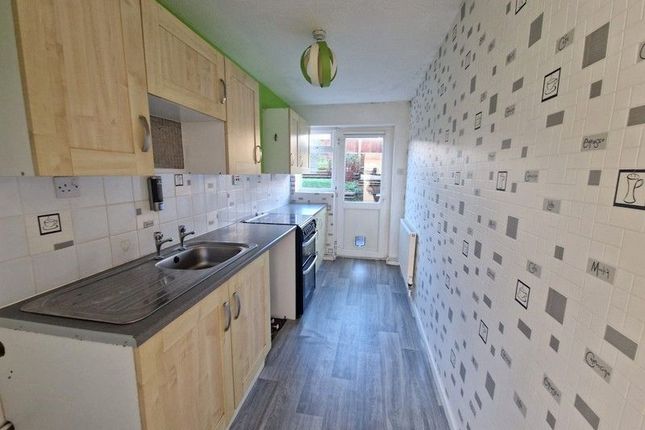 34, Priddis Close, Exmouth photo 4