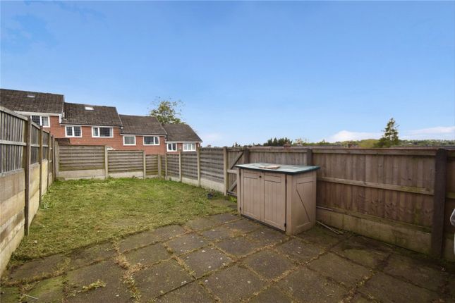 8, Kendal Drive, Oldham photo 4