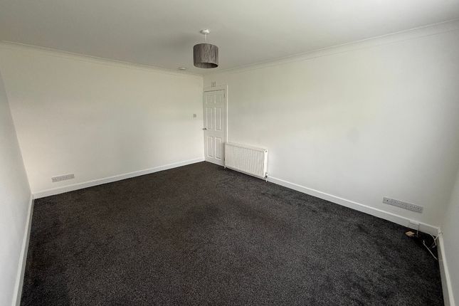 Forth Crescent, Menzieshill, Dundee, DD2 4JA, Dundee photo 4
