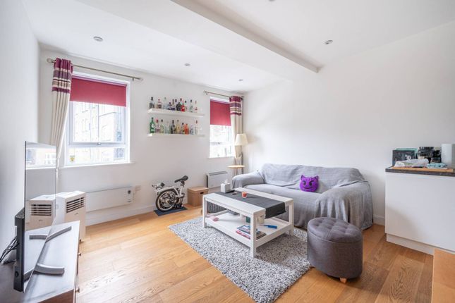 Flat for sale in Malborough House, Hampstead, London