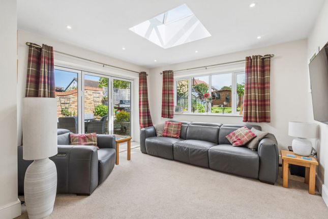 Hillside View, 24, Rickmansworth Lane, Gerrards Cross photo 5