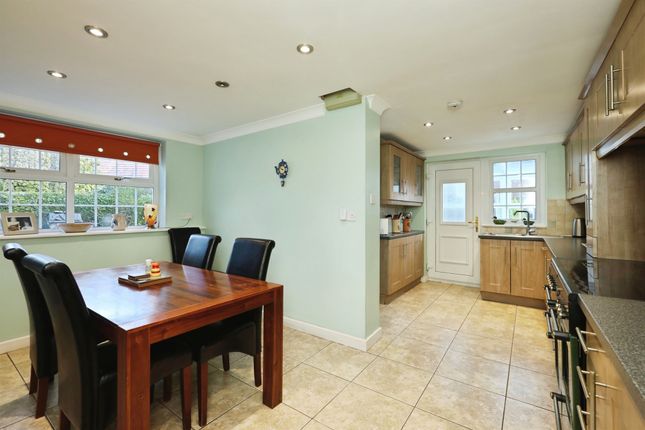 173, Swinston Hill Road, Sheffield photo 4