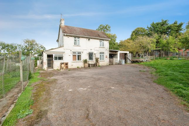 3-bed detached on Royston Road, Baldock, £550,000