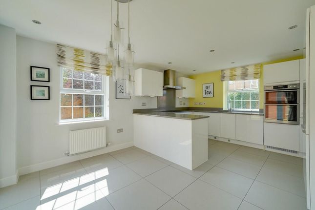 3, Mahaddie Way, Huntingdon photo 4