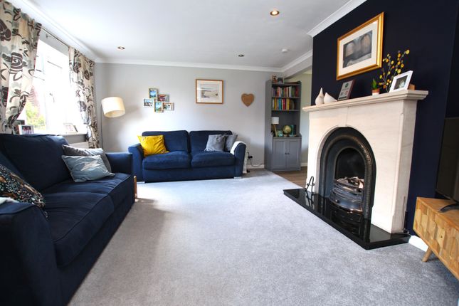 2, Halls Court, Dunston photo 2