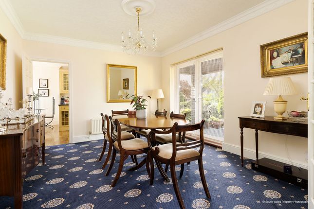 18, The Paddocks, Penarth photo 4