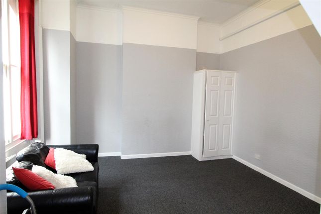 Studio to rent in Durley Gardens, Bournemouth