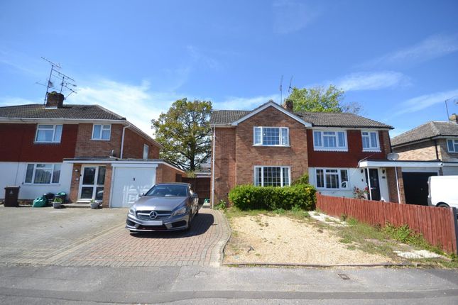 Semi-detached house to rent in Quentin Road, Woodley, Reading