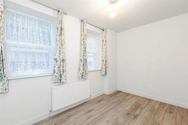 Flat 1 Elizabeth Frye House, 585 Barking Road, London photo 4