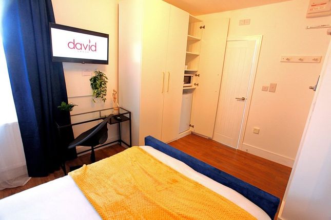 Room 6, 5A Bury Road, Birkdale photo 3