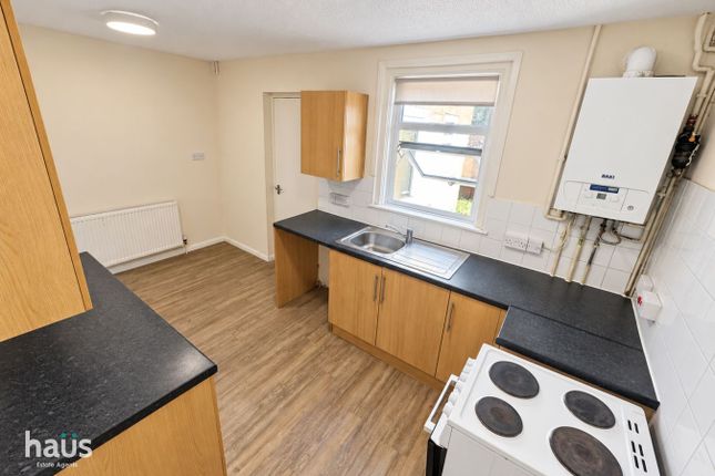 24, Holding Street, Gillingham photo 5
