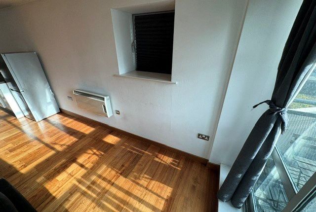 Apartment 1, St. George Building, 60, Great George Street, West Yorkshire photo 4
