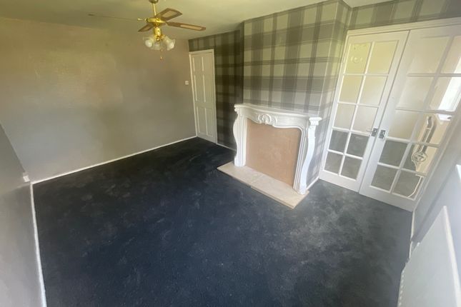 81, Langdale Place, Newton Aycliffe photo 2