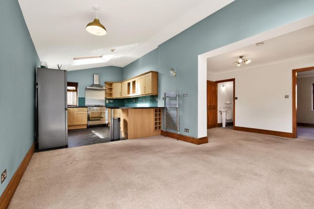 4, Finden Gardens, Harrogate photo 2