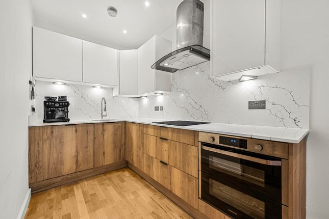 Unit 210, 10, Southgate Road, London photo 4