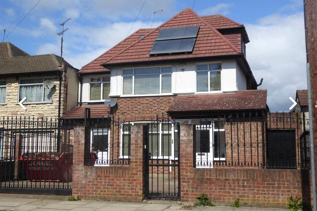 Thumbnail Detached house for sale in Fern Lane, Hounslow