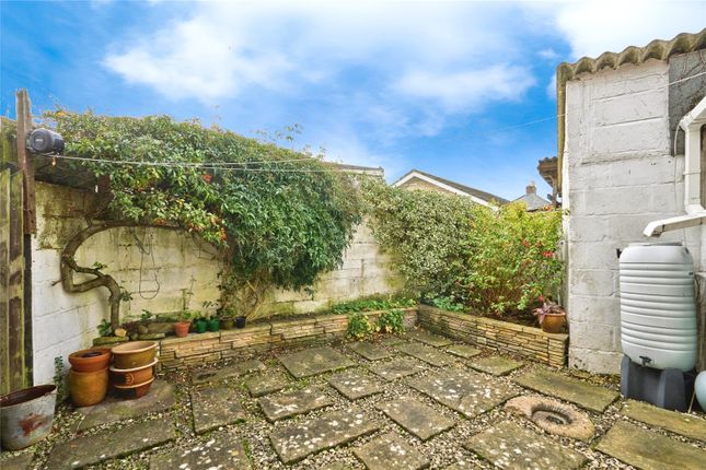 10, Beech Road, Isle of Wight photo 4