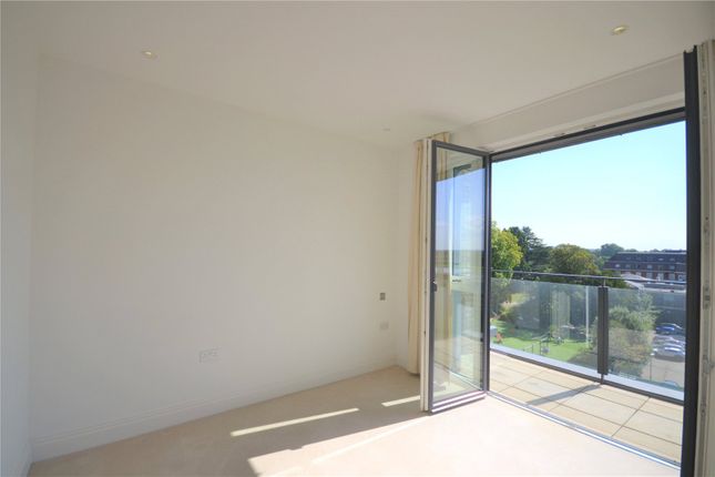 Flat to rent in Camera House, 5 Pinewood Gardens, Teddington