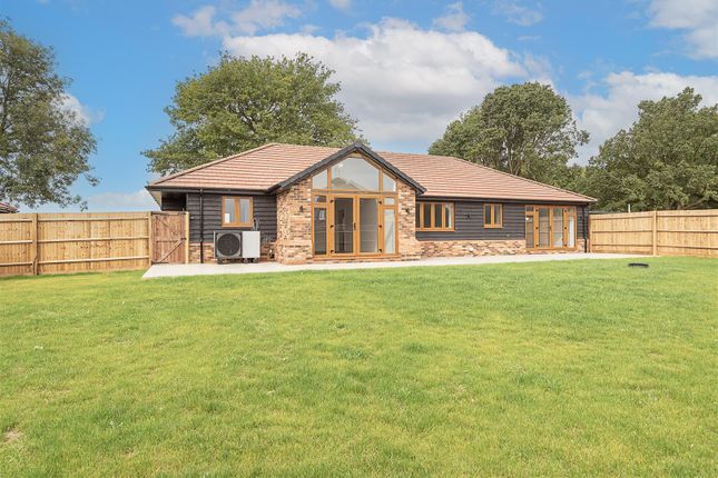 Detached bungalow for sale in Bayeux Oaks Road, Kimpton