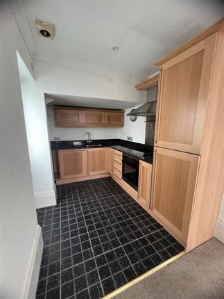 Flat 9, 51, Brunswick Place, Hove photo 2