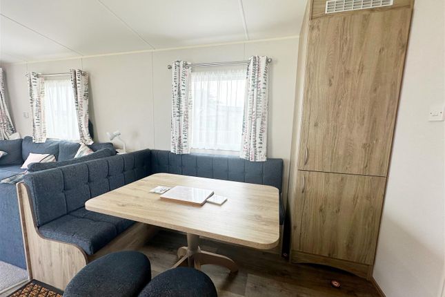 No B042, Landscove Holiday Village, Gillard Road, Brixham photo 4