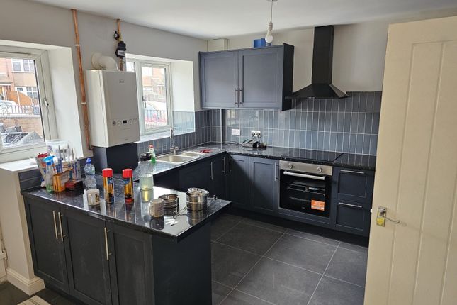 4 Bed House Close To Salford Quays And Manchester City