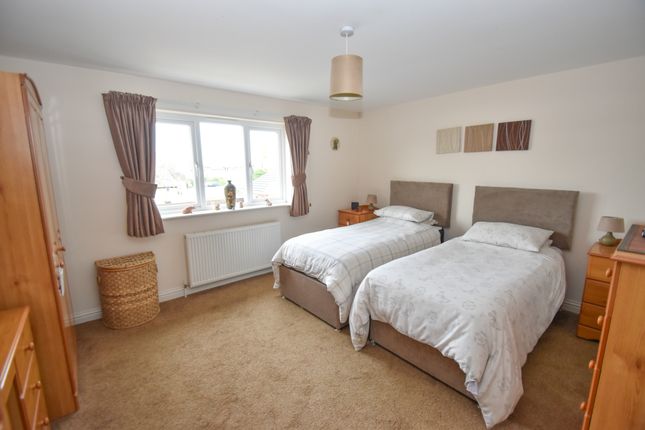 End terrace house for sale in Old School Close, Ingoldmells