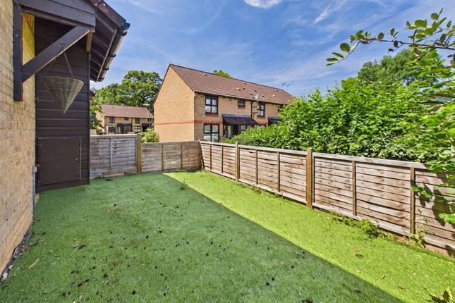 66, Rowhurst Avenue, Surrey photo 3