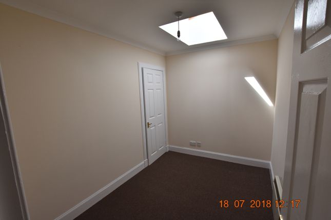 1 Imrie house Back Street, Bridge of Earn Perth PH2 9AE, Perthshire photo 5