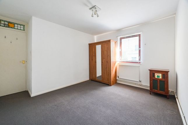 Sheringham Road, Highbury and Islington photo 4