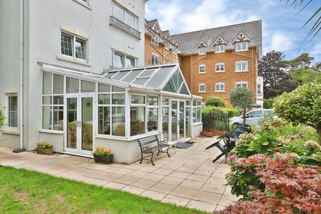 Flat 27, Pegasus Court, 58, Lansdowne Road, Dorset photo 3