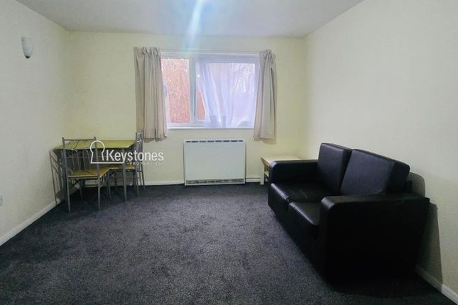 200, Gurney Close, Barking photo 3