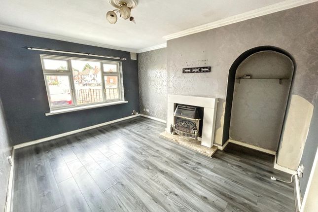 69, Friar Park Road, Wednesbury photo 2