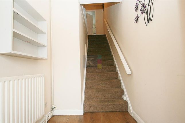 Terraced house to rent in Cranford Drive, Hayes
