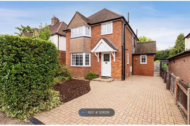Thumbnail Detached house to rent in Cherry Tree Avenue, Guildford