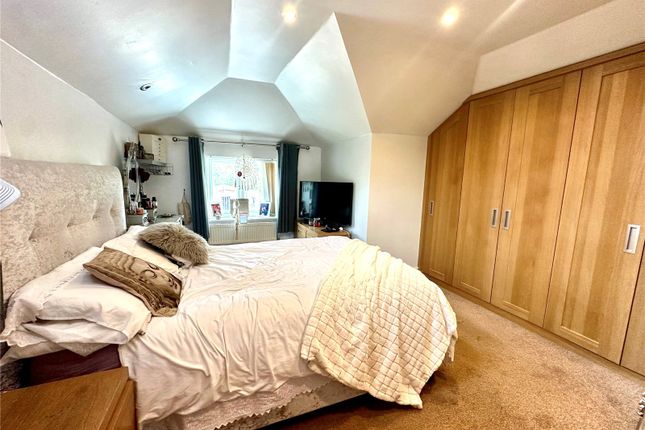 17, Coate Lane, Swindon photo 4