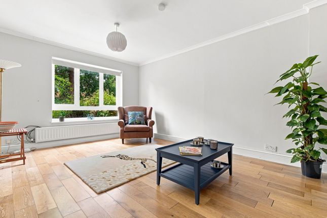 27 Liddell Way, Ascot photo 2