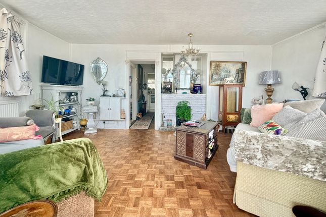 161, Coast Road, Pevensey photo 3