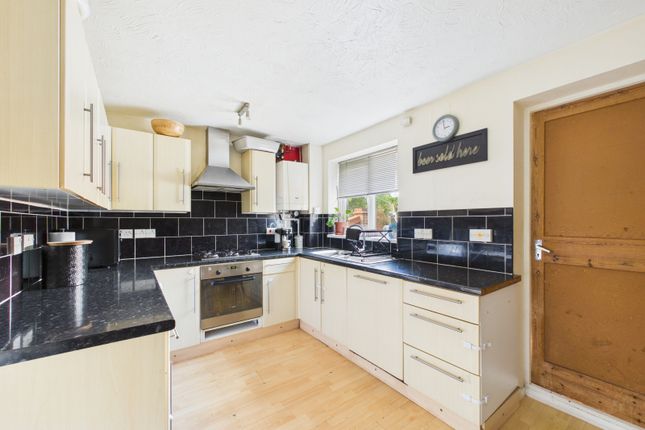 39 Clydesdale Road, Whiteley, Fareham photo 3