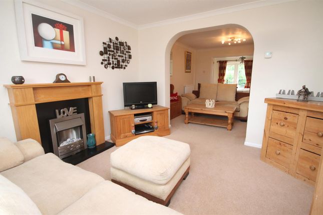 25, Ramworth Way, Aylesbury photo 2